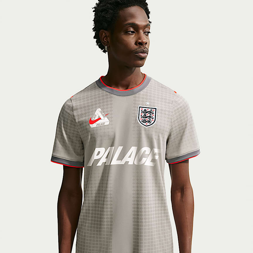 Netherlands x Patta Women's Short-Sleeved Football Top. Nike CA